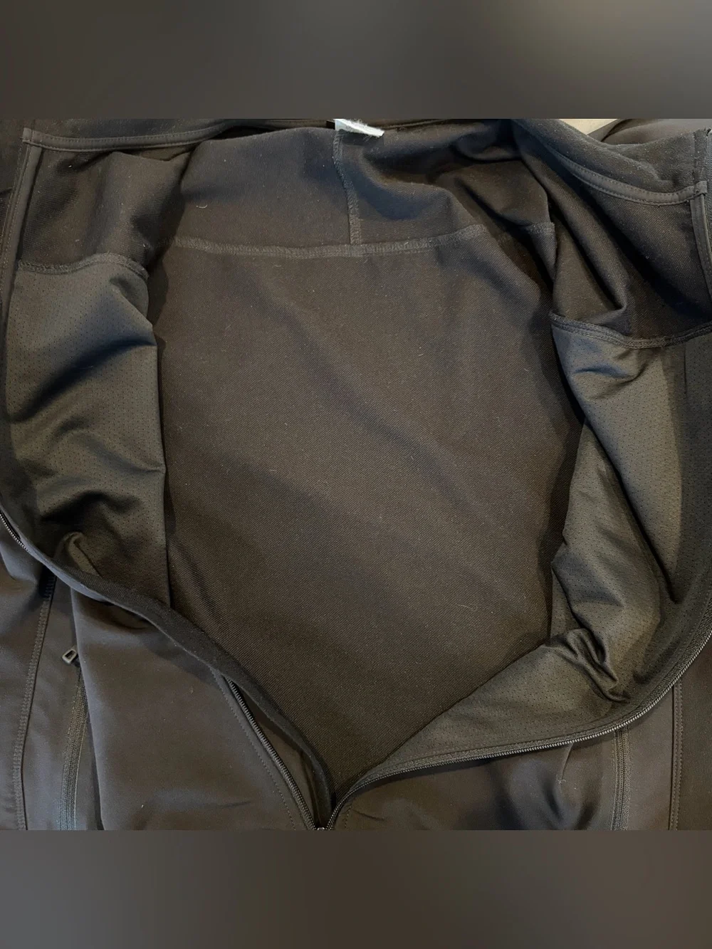 Patagonia Men's Black Softshell Jacket - Full Zip‎